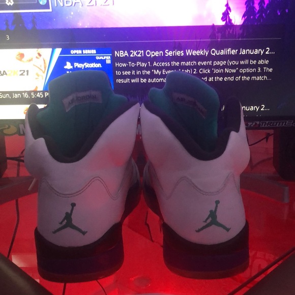 Air Jordan’s - Picture 2 of 3